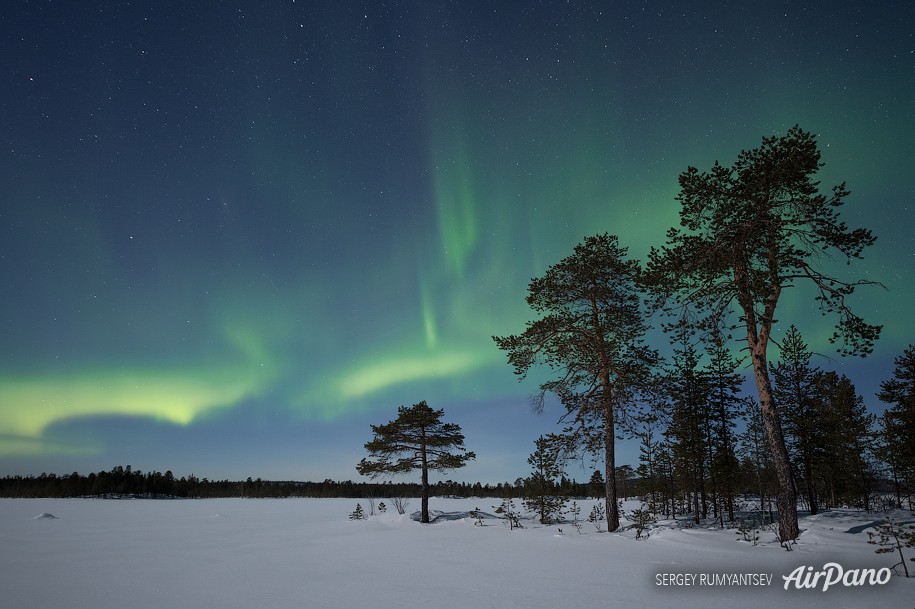 Northern lights on the Kola Peninsula