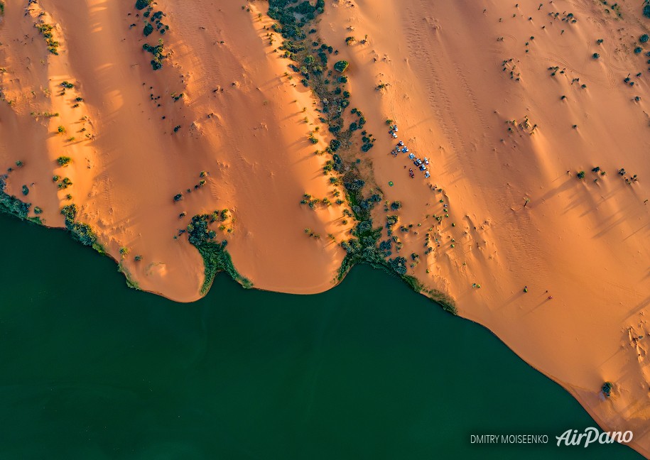 Chad. South Sahara. Sands and Oases