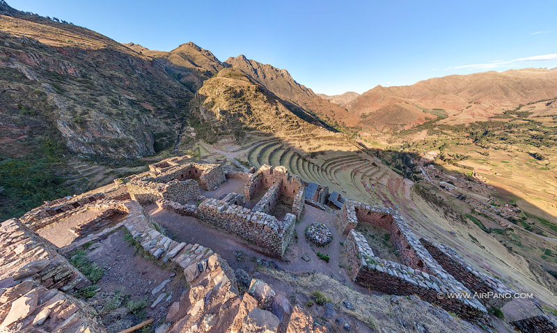 Pisac. Qalla Q'asa, the citadel