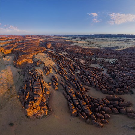 南撒哈拉沙漠 乍得 石头巨人