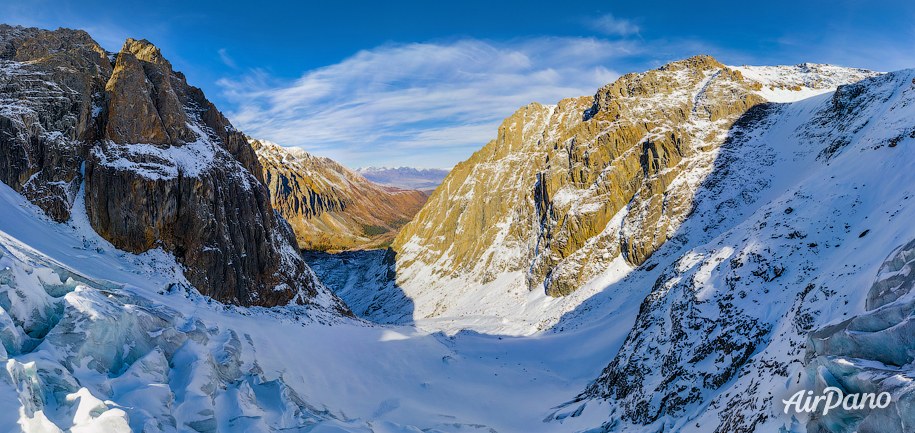 Maliy Aktru glacier 