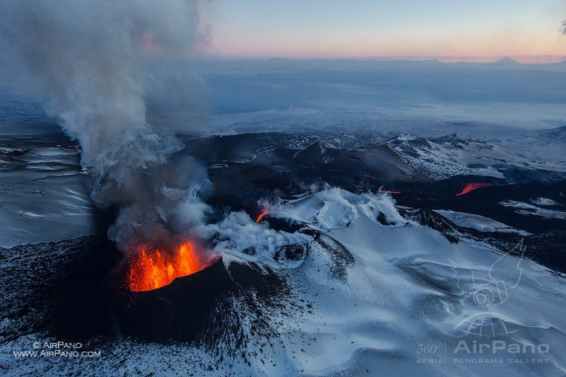 2012年 俄罗斯堪察加半岛 普洛斯基托尔巴契克火山