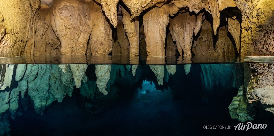 Chandelier cave, Palau