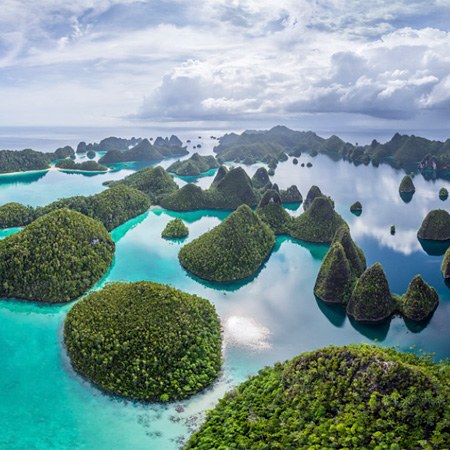 印度尼西亚 拉贾安帕特群岛 瓦亚格岛